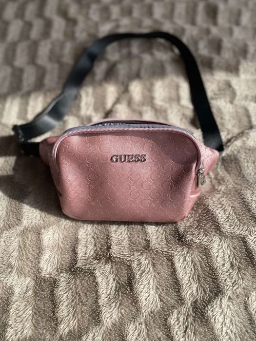 Сумка бананка Guess