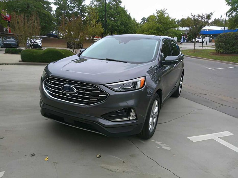 Ford Edge      2021