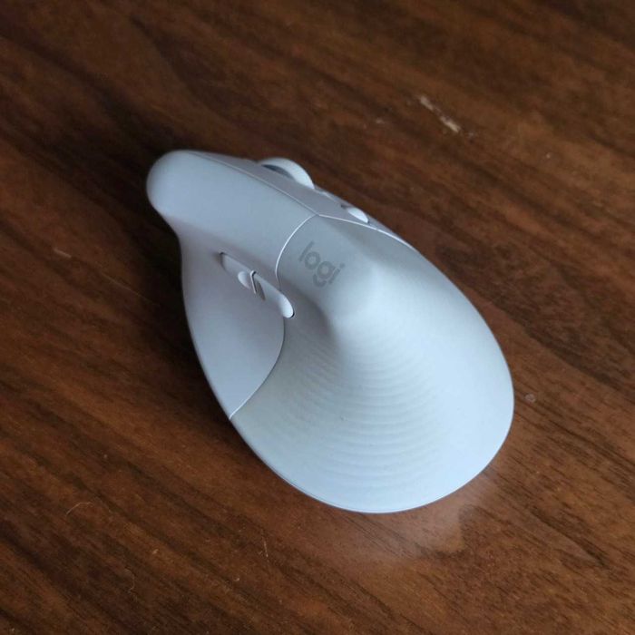 Миша Logitech Lift
