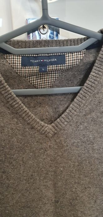 Swetr Z welny jagniecej Tommy Hilfiger M/L