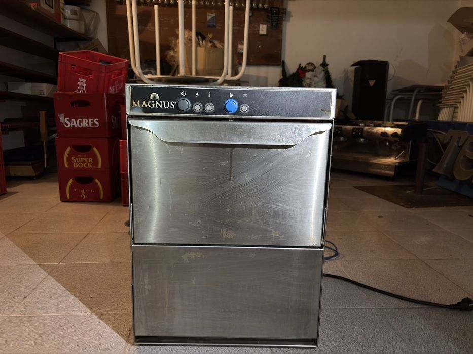 Maquina lavar loiça em inox Magnus