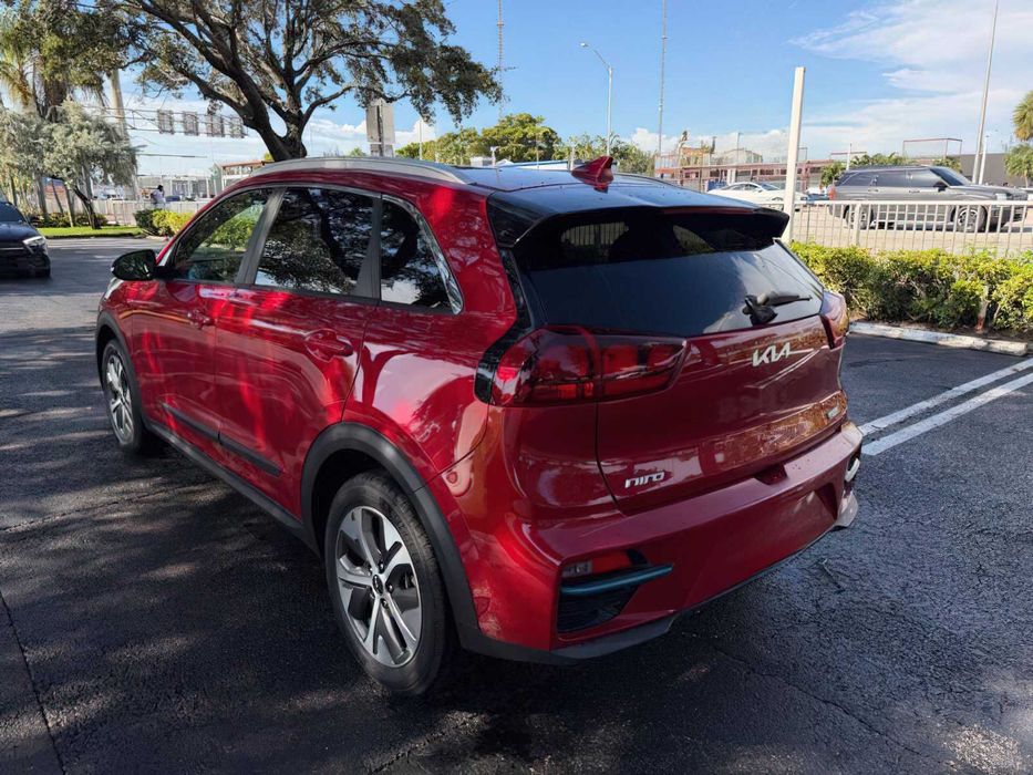 Kia Niro EV      2021