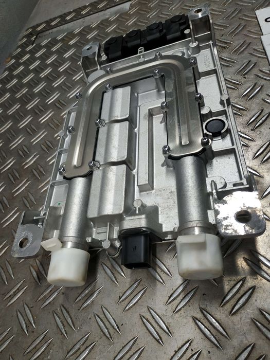 Land Rover Evoque 18- Батарея r8E214B227AD EL14349 LR185126