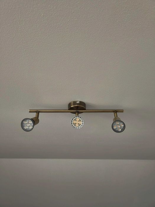 Lampa sufitowa kinkiet oprawa halogenowa 3x GU10 żarówki