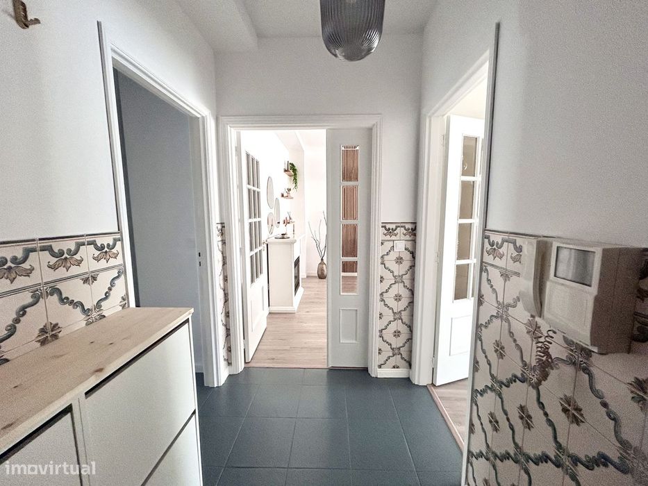 Apartamento T2 totalmente mobilado Paredes centro/estação