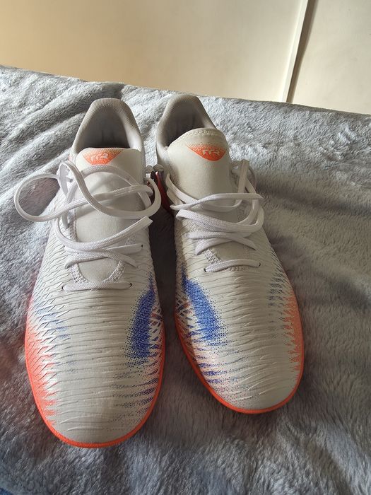 Vendo chuteiras Puma Future 8
