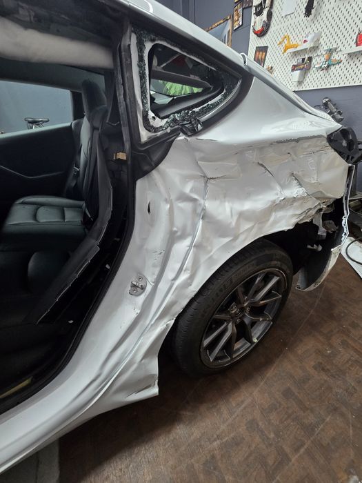 Tesla Model 3 LFP 2023