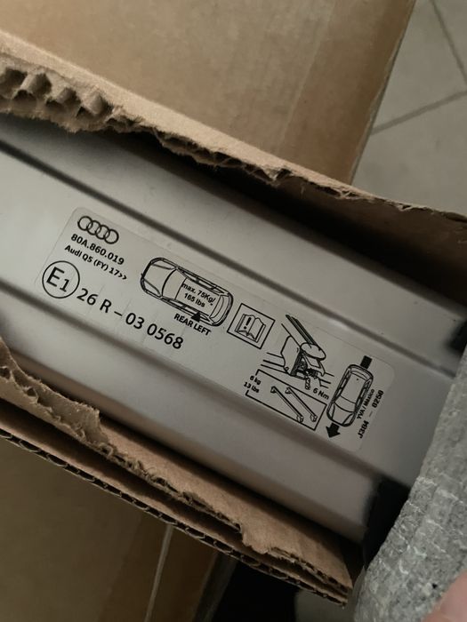 Bagażnik dachowy, belki bazowe Audi Q5 FY 80A oryginał