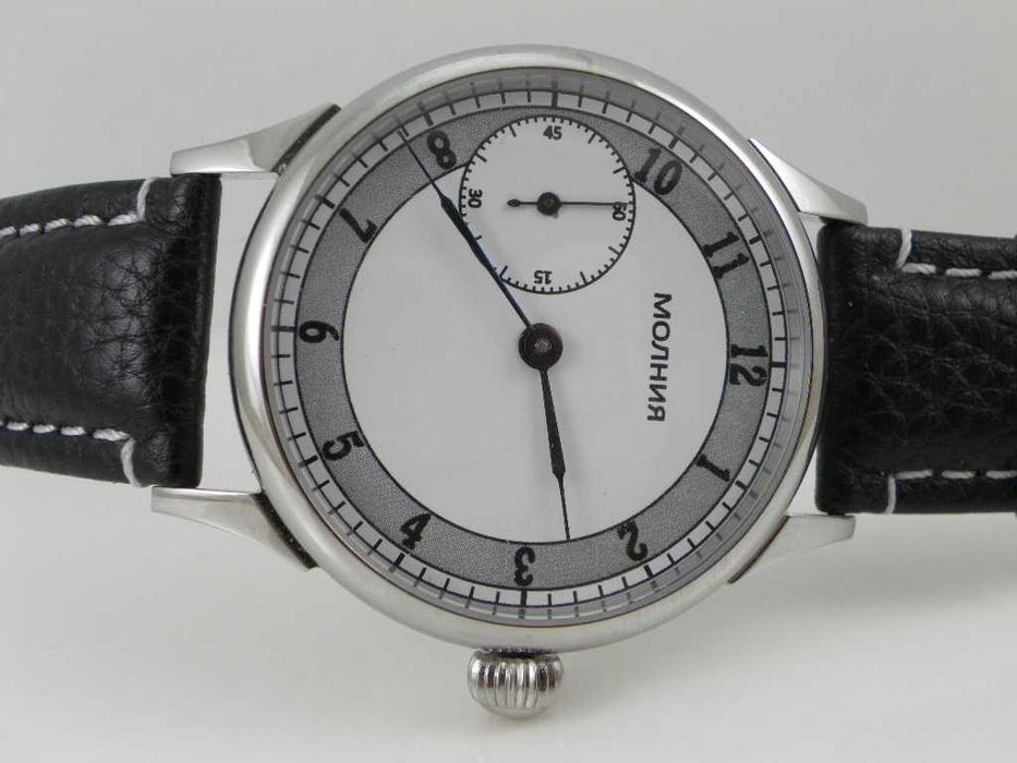 Duży mechaniczny zegarek Molnia . Mołnia pasówka 1948 rok ZSRR - CCCP