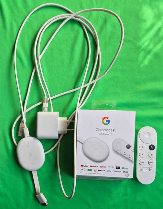 Zestaw  Google TV Chromecast 4K | + TV SAMSUNG 32" Full HD UE32H550