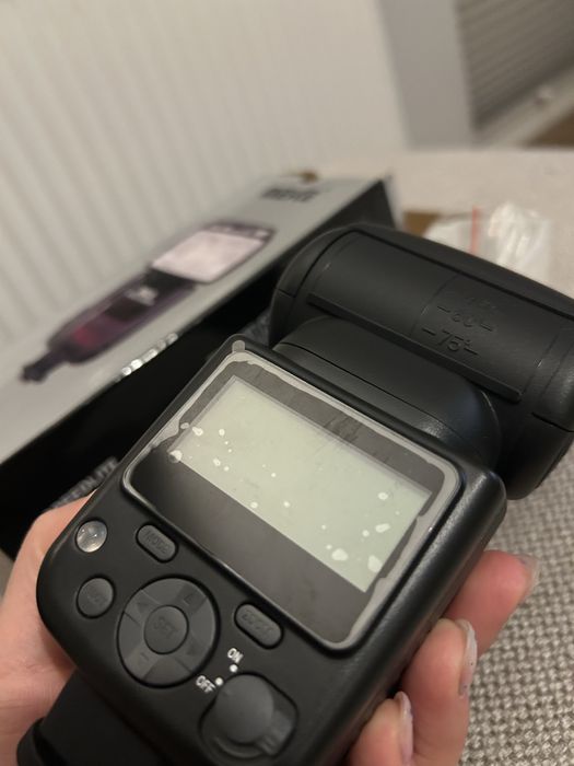 Sony a6000 + dodatki + lampa