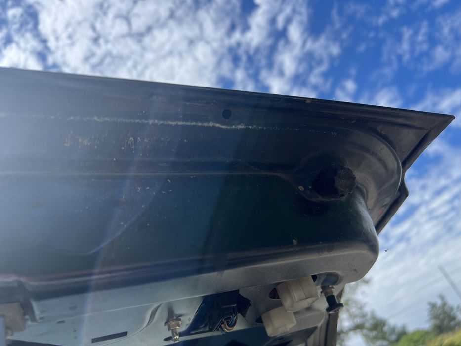 Klapa bagaznika Bmw e34 touring orientblau metallic