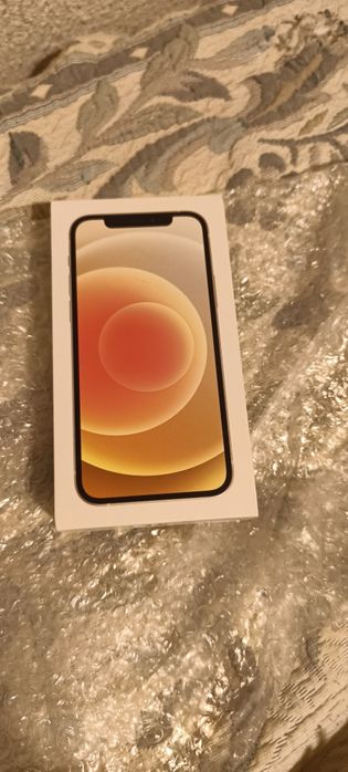 iPhone 12 white 128gb