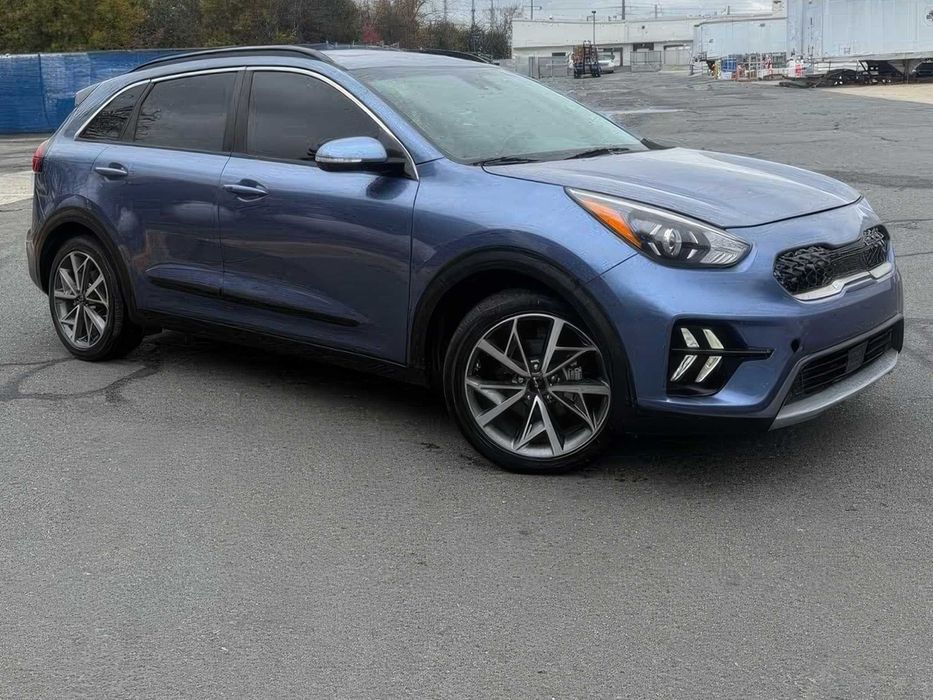 Kia Niro      2023