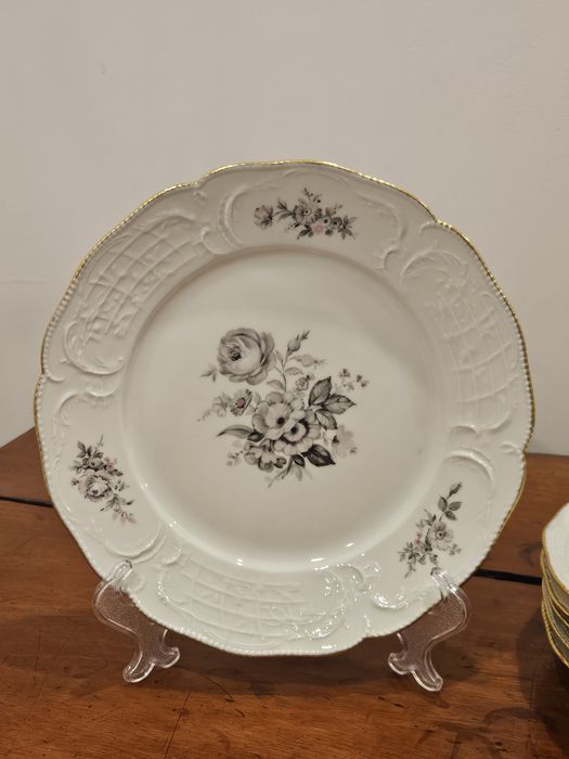 Talerze śniadaniowe Rosenthal Sanssouci Gray & Pink Rose. 12szt.