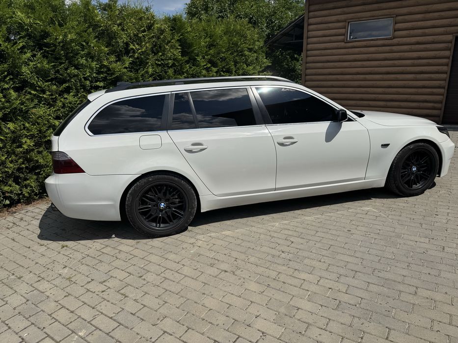 Bmw e61 2.0d 2008