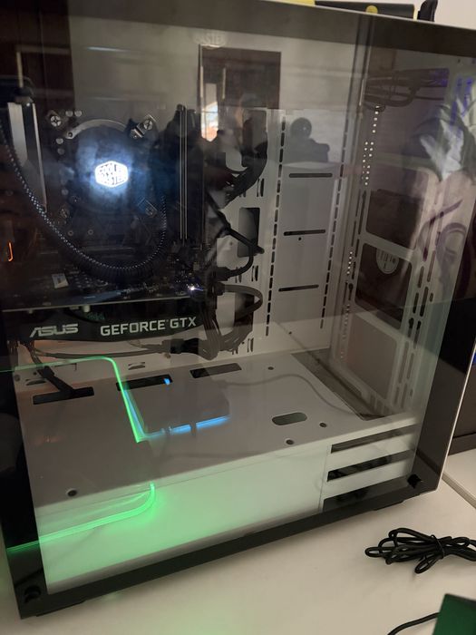 Desktop gaming Como novo