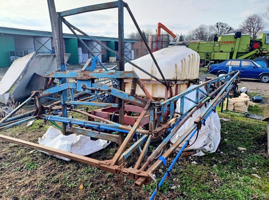 Продаж Оприскувач