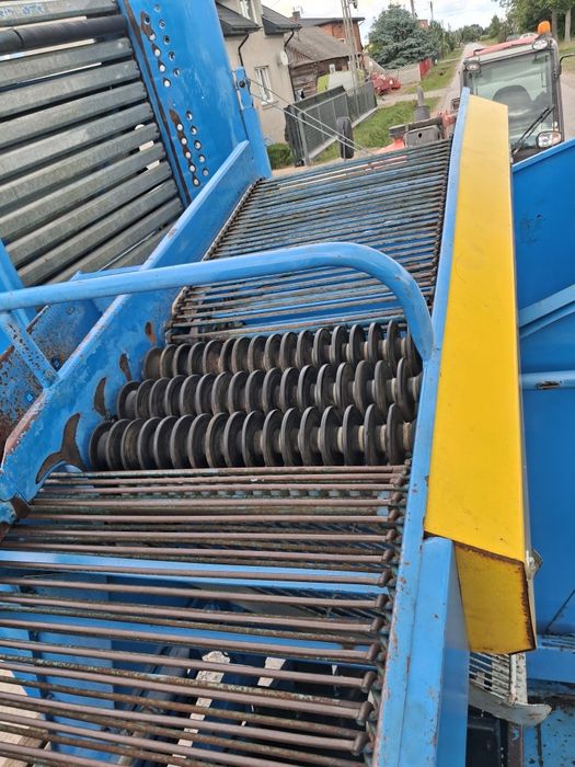 Kombajn Anna Z-644 transport