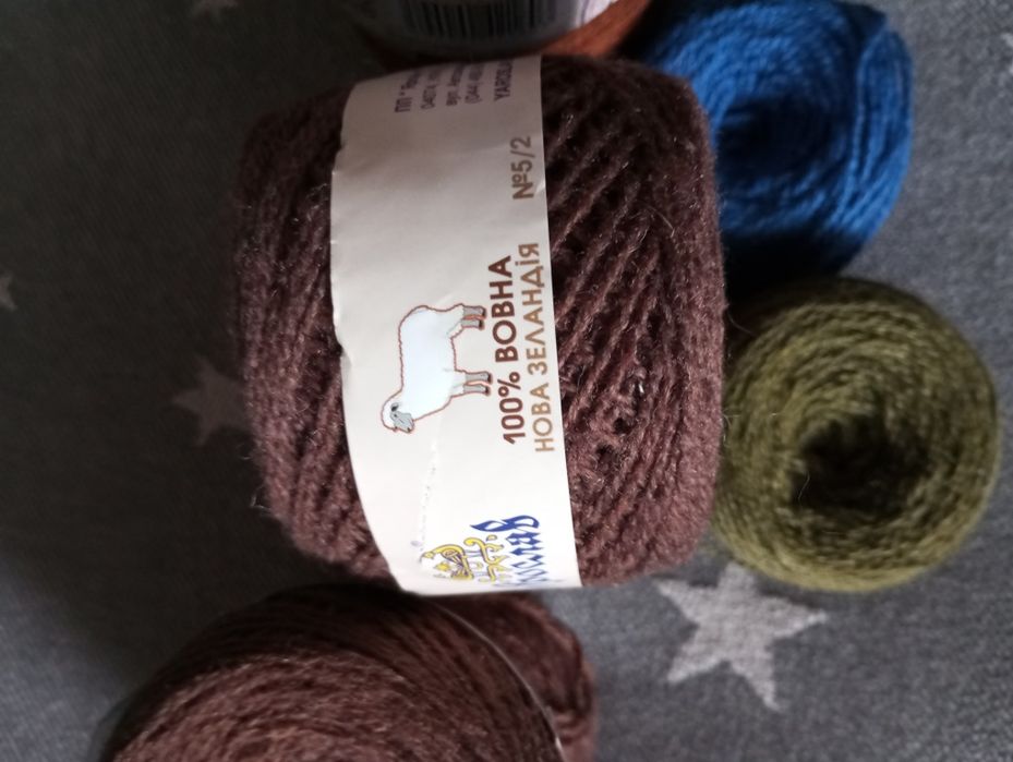 Нитки для в'язання нові