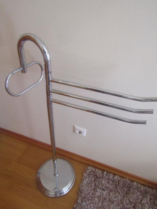 Toalheiro e suporte para papel higiénico piaçaba e toalha bidé