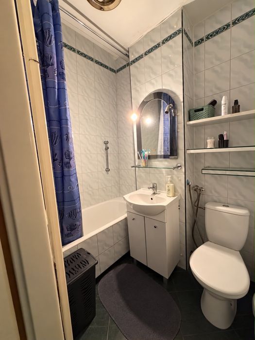 Przytulne, jasne mieszkanie 3-pokojowe z miejscem parkingowym! / Bright and Comfortable 3-Room Apartment with a Parking Space!