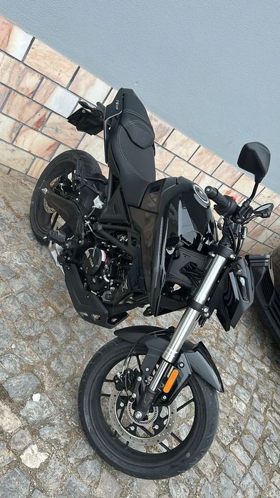 Voge 125R E5+ 2026 | 4.000 km | Revisão feita | Excelente estado