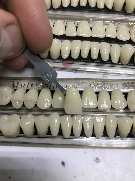 Зуби акрилові, для зубних протезів А3,А2, А1