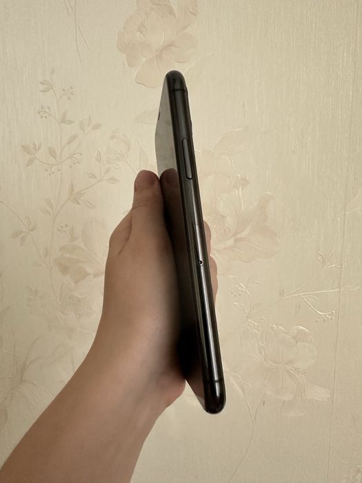 iPhone 11 Pro 64 ГБ