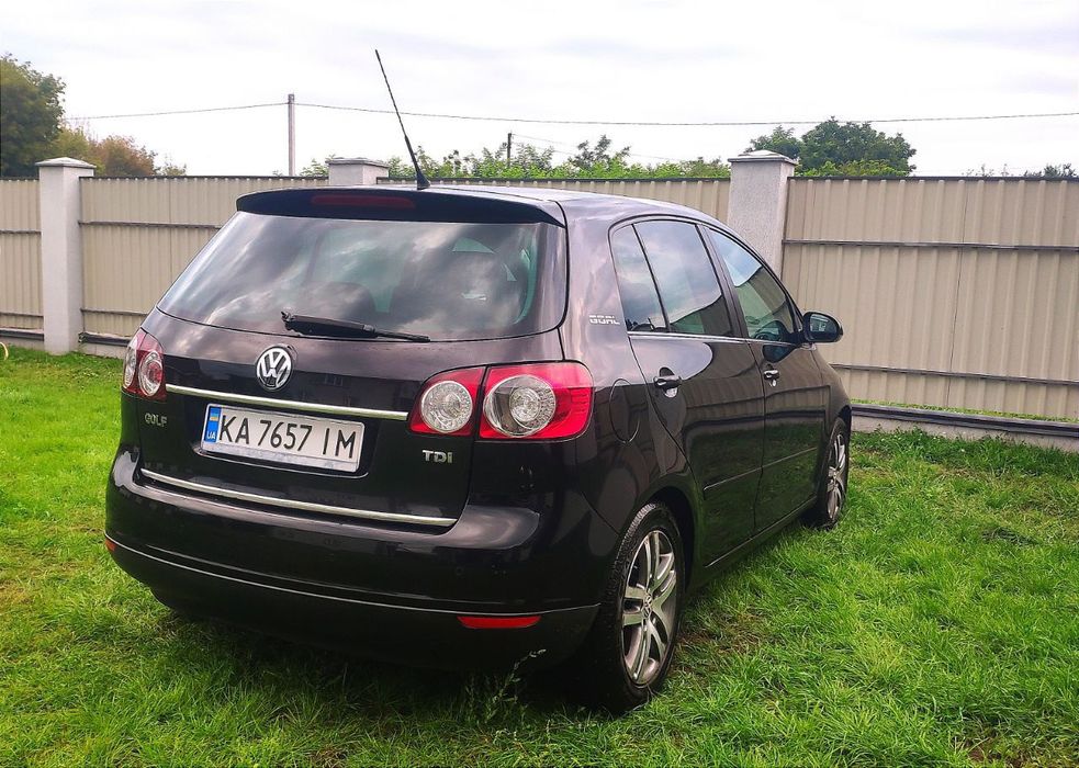 Продам Volkswagen Golf 5 Plus