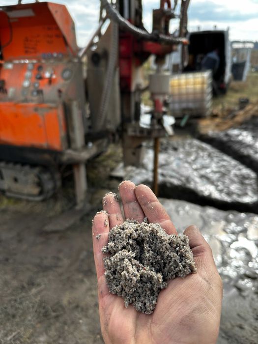 Studnie głębinowe , wiercenie , montaż