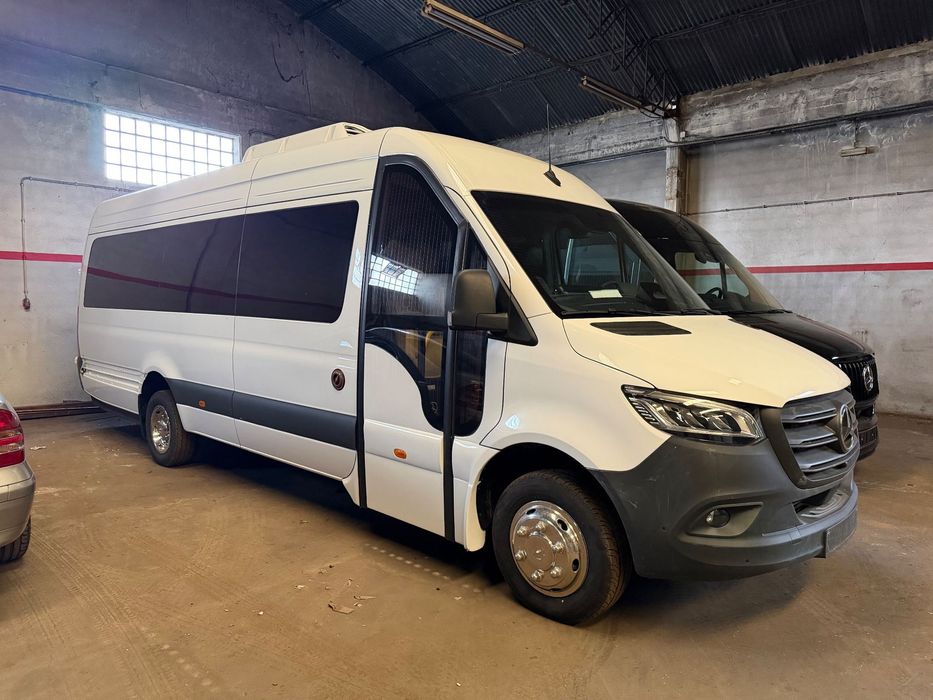 Mercedes Benz Sprinter 519
