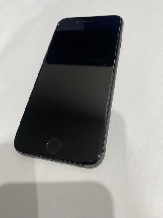 Iphone 8 64gb (стан супер!)