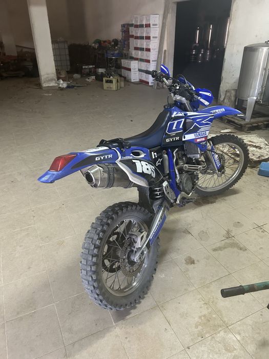 Vendo ou troco wr 426 matriculada