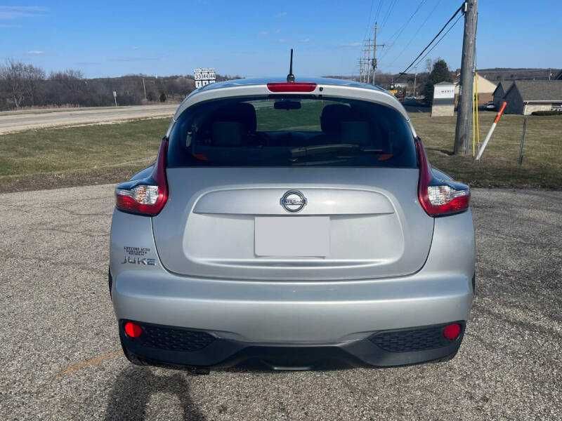 2017 Nissan JUKE S