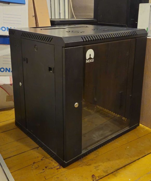 Szafy RACK 19" – 6U  9U  24U – czarne – używane