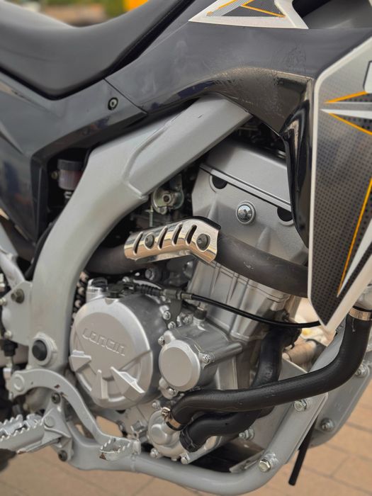 Продам мотоцикл LONCIN LX300 gy