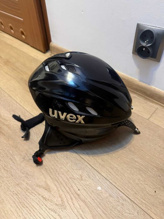 Kask narciarski UVEX XW 003 - stan idealny rozmiar 53-57 cm 490gr