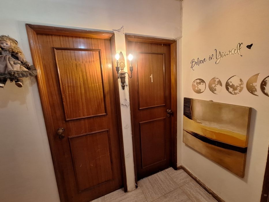 Quarto bem localizado em zona calma de Mem martins