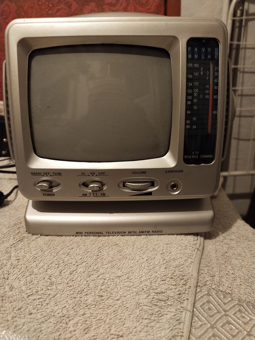 Автомобільний телевізор