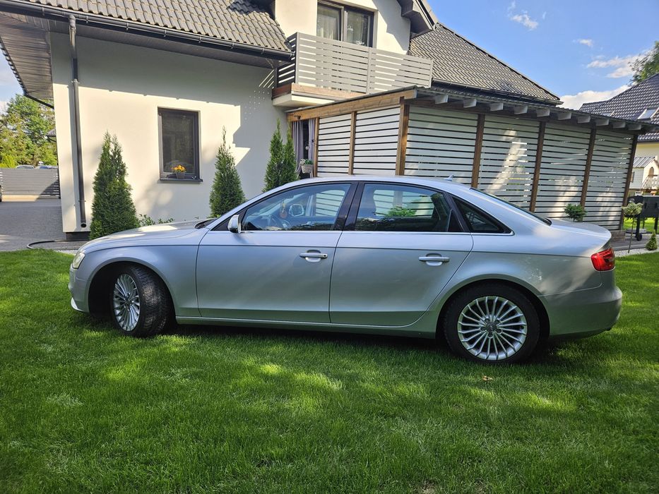 Sprzedam Piękną Audi A4 B8 Limousine /143KM