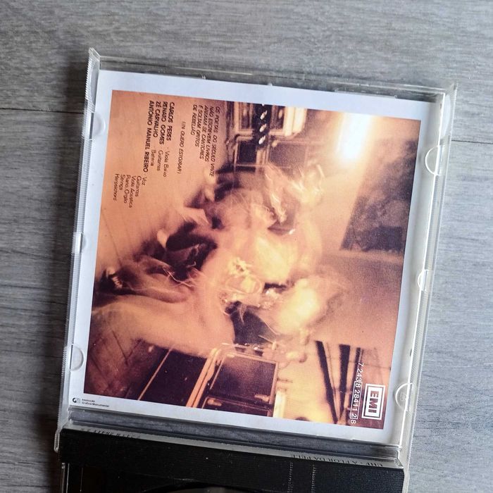 UHF CD Á Flor da Pele Raro Edição Original