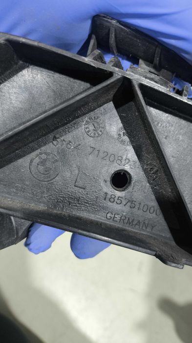 Guia Farol BMW Serie 1 (E81/E82/E87/E88) Esquerdo 7120.823