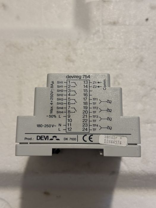 Devi, devireg 754, деві, деви, терморегулятор, контролер, опалення