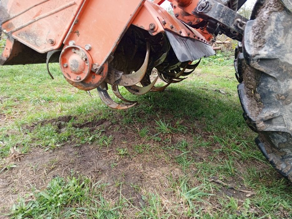 Японський міні трактор