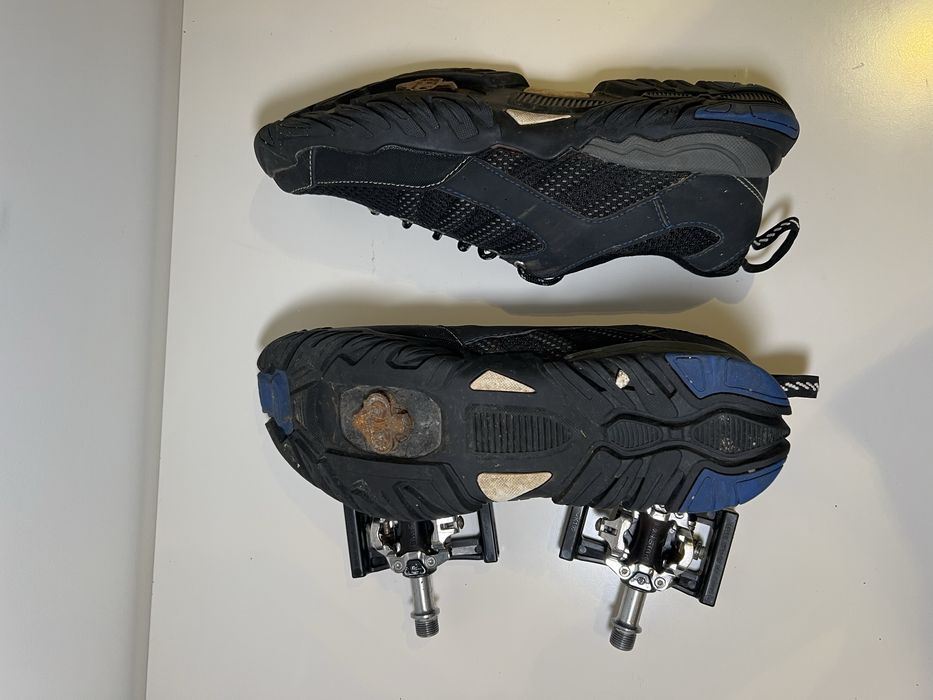 Sapatilhas 44 e Pedais Shimano