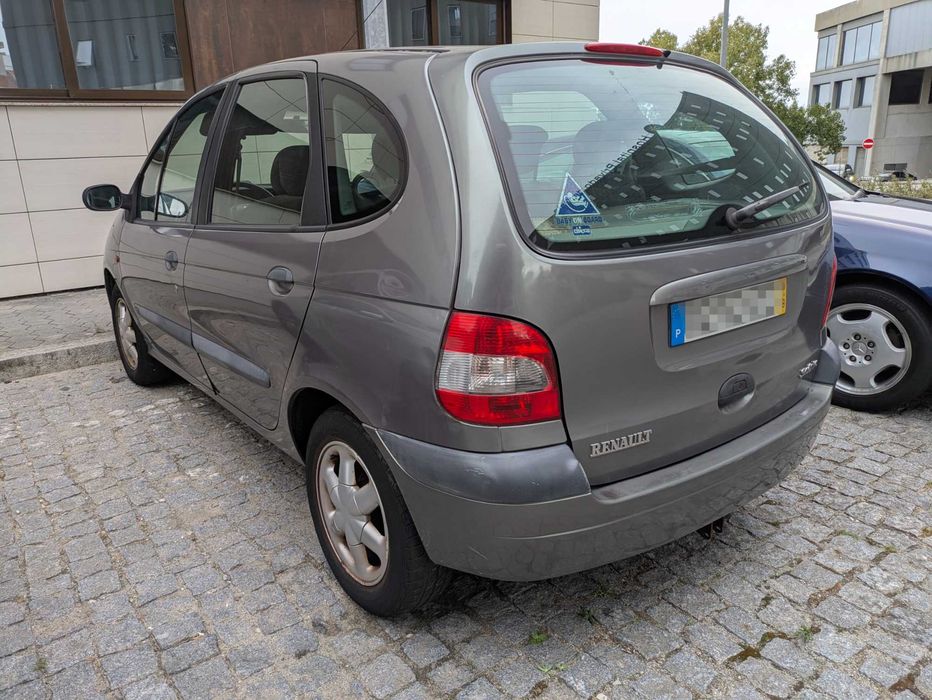 Renault Scénic — fotografia 6
