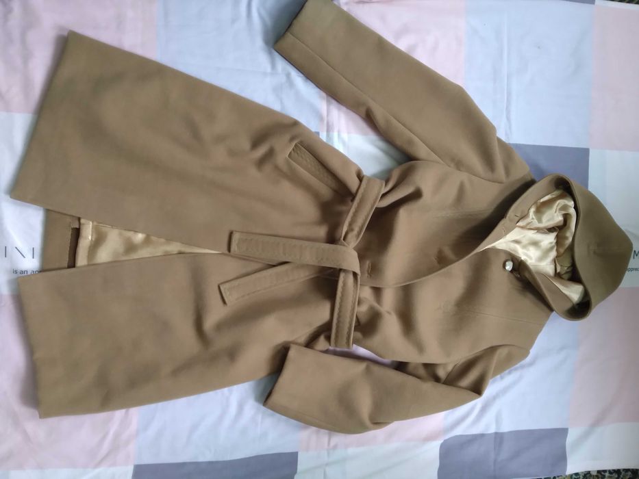 Жіночк пальто нове