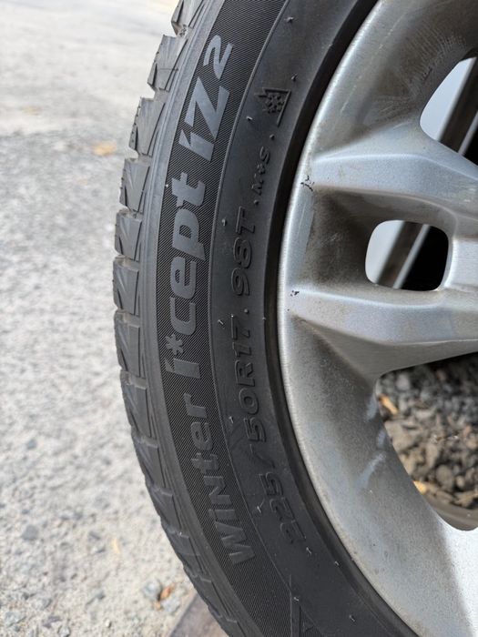 Продам шини Hankook 225.50.17 зима