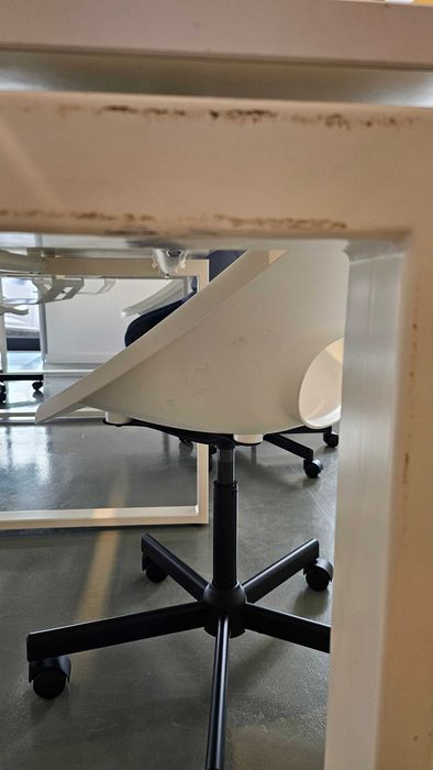 Ilha de trabalho 6 pessoas + cadeiras novas